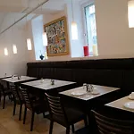 Aton Hotel