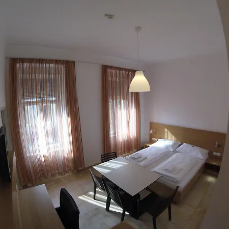 Aton Hotell 3*